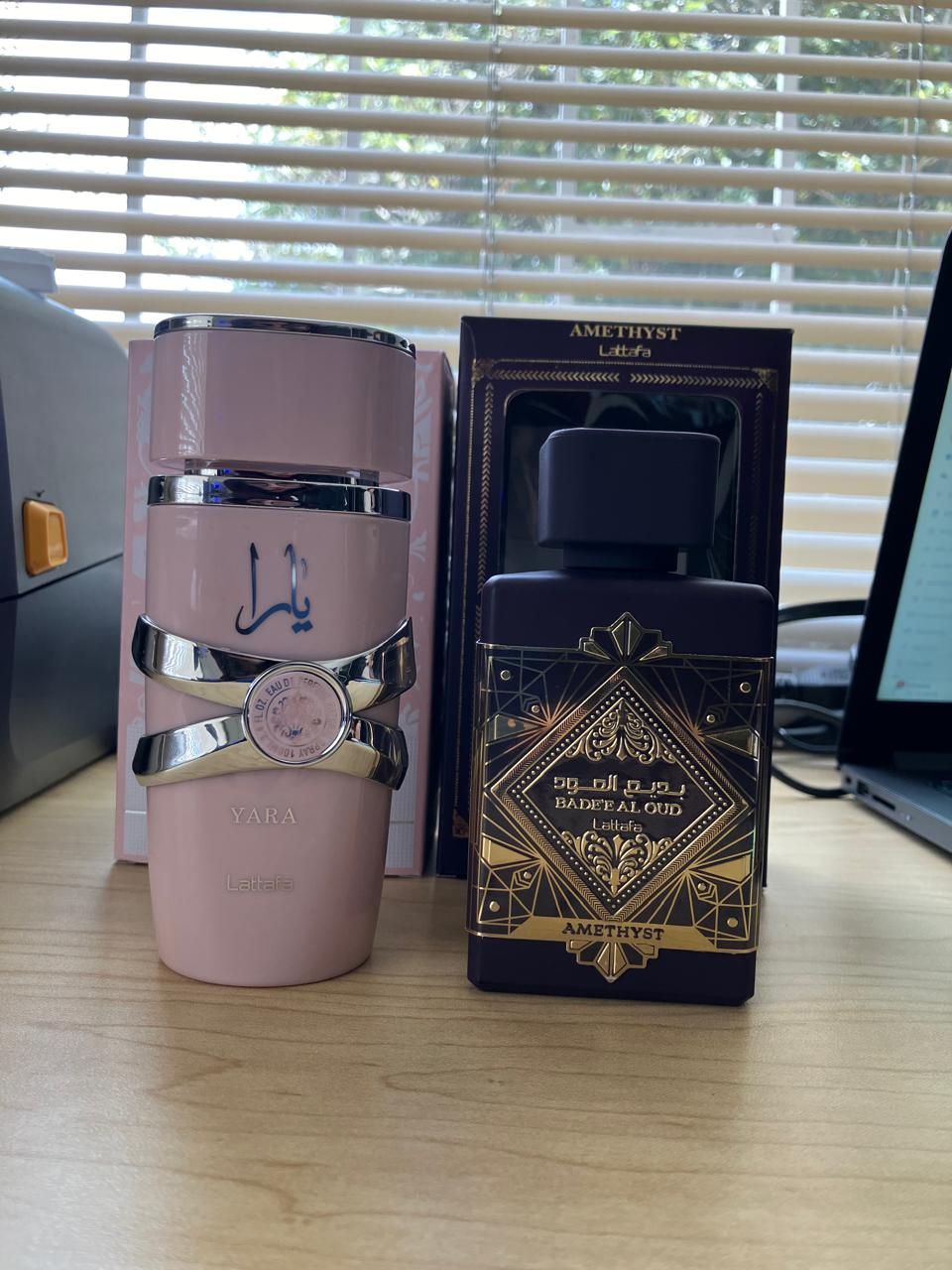 DUO YARA ROSADA, LATTAFA MORADA